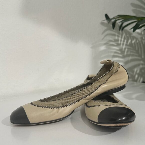Chanel Lambskin Spirit Flats w/ Elastic & Black Cap Toe Size 7 - Picture 1 of 10